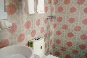 Unclassified image, 2 of 19, button - Jiaqi Hotel (Shanghai)