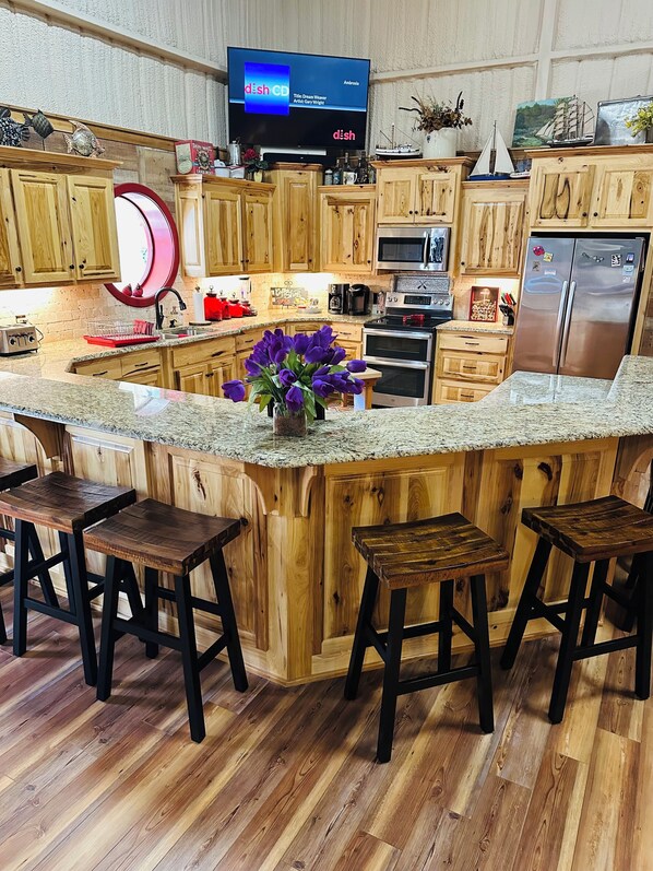 電子レンジ、オーブン、コンロ