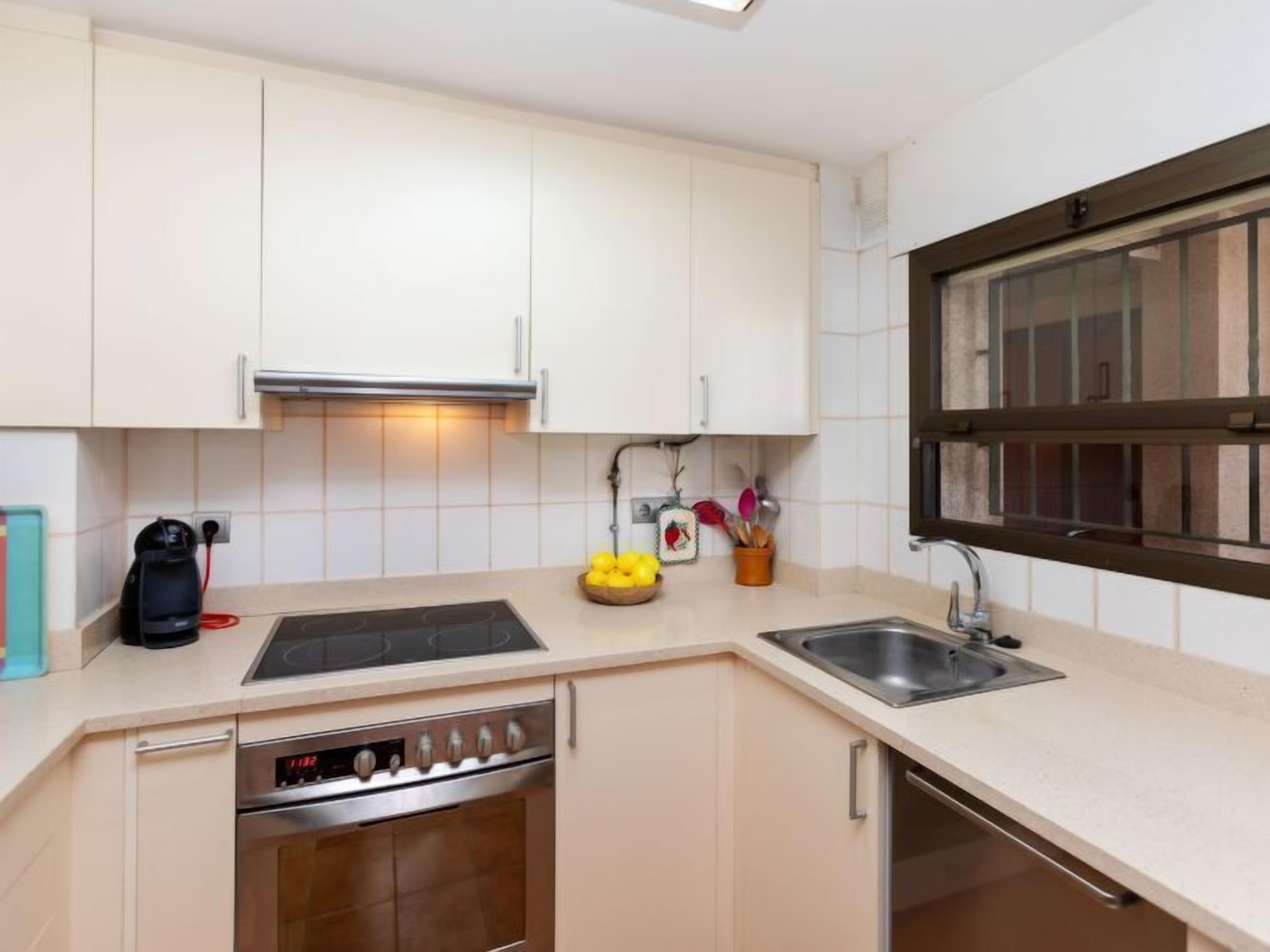 منزل - ٤ غرف نوم - بشرفة | المنشأة من الداخل