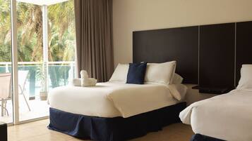 1 habitación, tabla de planchar con plancha, wifi gratis y ropa de cama