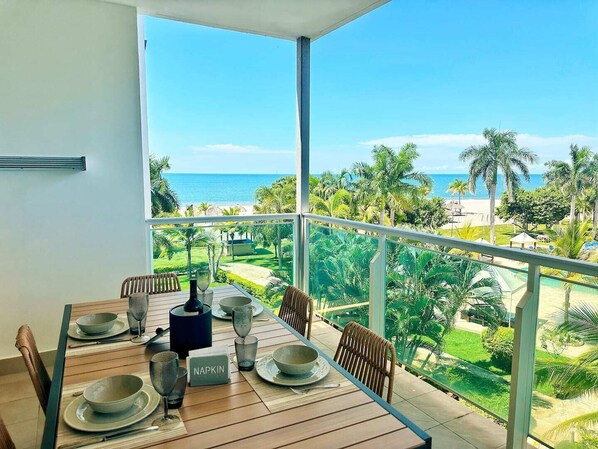 Outdoor dining - Beach Apartment at Nikki Residences 2 Bedroom (El Chirú)