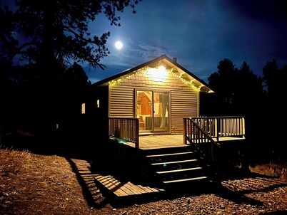 Hills Hideaway Tiny Cabin