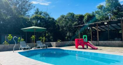 Super cozy, equipped farmhouse, rich in greenery and fresh air, with swimming pool.
