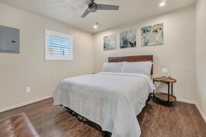 1 Schlafzimmer, Bügeleisen/Bügelbrett, WLAN, Bettwäsche