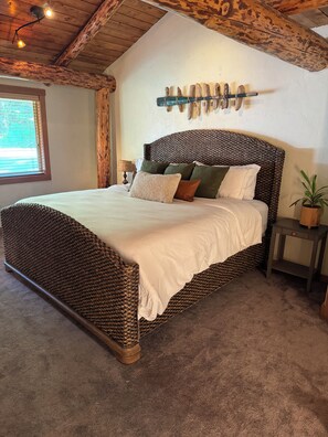 5 chambres, fer et planche à repasser, lit parapluie, Wi-Fi