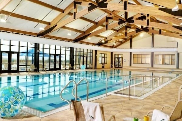 Owners Club - Indoor pool