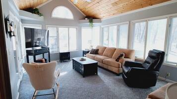 Smart TV, fireplace, video games, DVD player