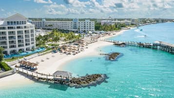 Playa en los alrededores