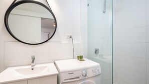 Bathroom - Fountains 3 - Mt Hotham (Hotham Heights)