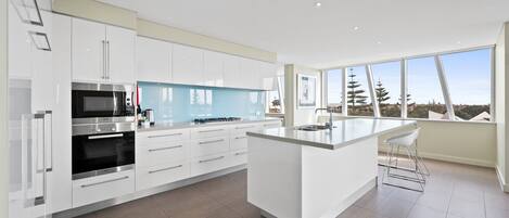 Microwave, oven, stovetop, dishwasher