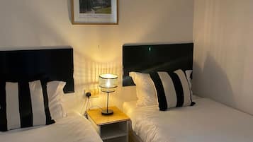 2 bedrooms, travel crib, free WiFi, bed sheets