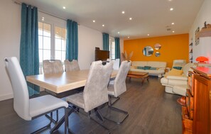 Dining - Stunning home in Cervione (Cervione)