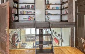 Interior - Beautiful home in Pressigny with WiFi (Pressigny)