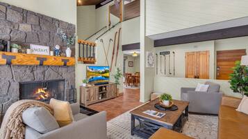 Condo, Multiple Beds (Meadow House - Unit 56) | Interior