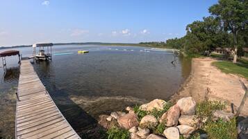 Private beach, kayaking, motor boating, rowing