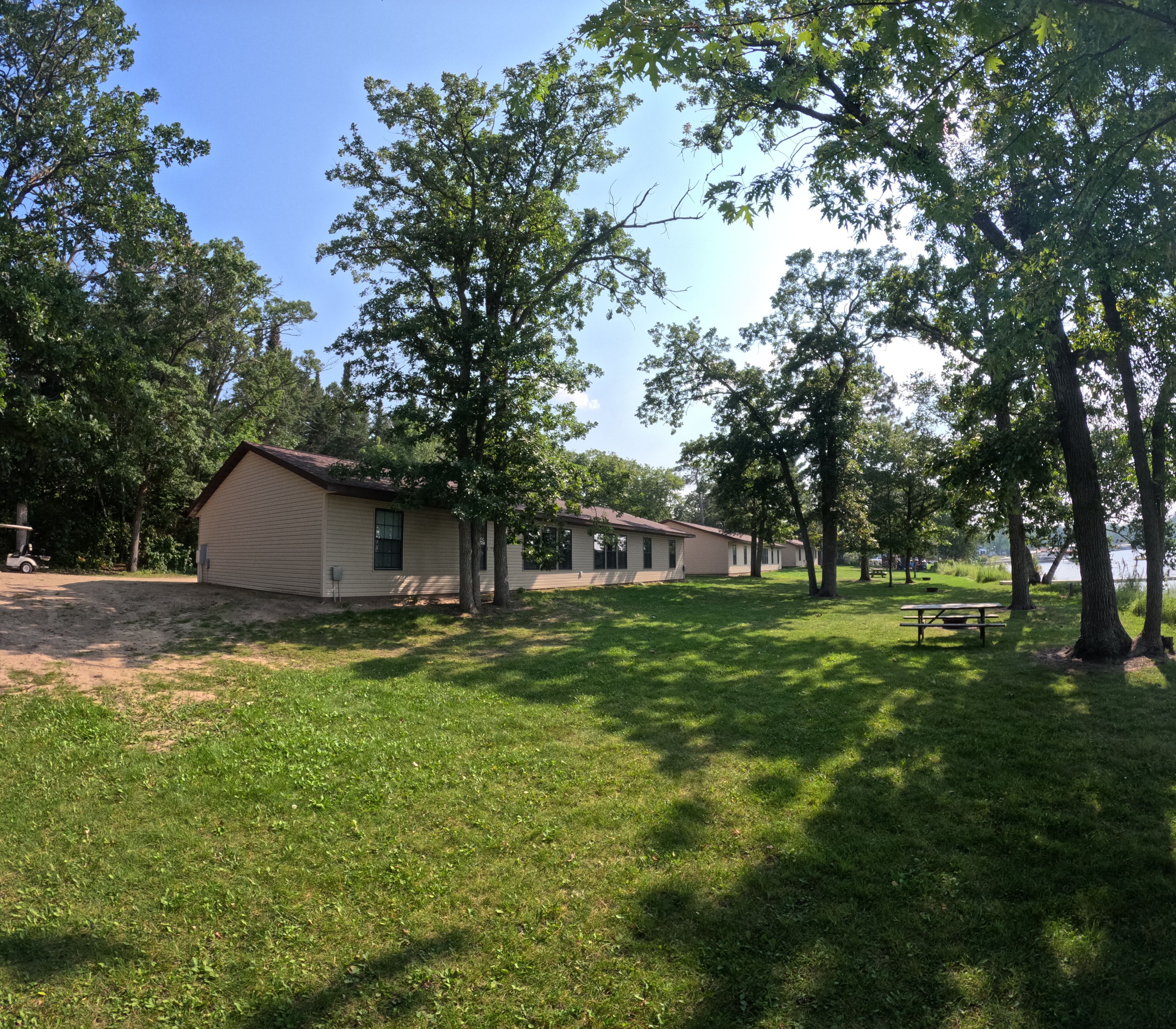 2 bedrooms, individually decorated, individually furnished, free WiFi