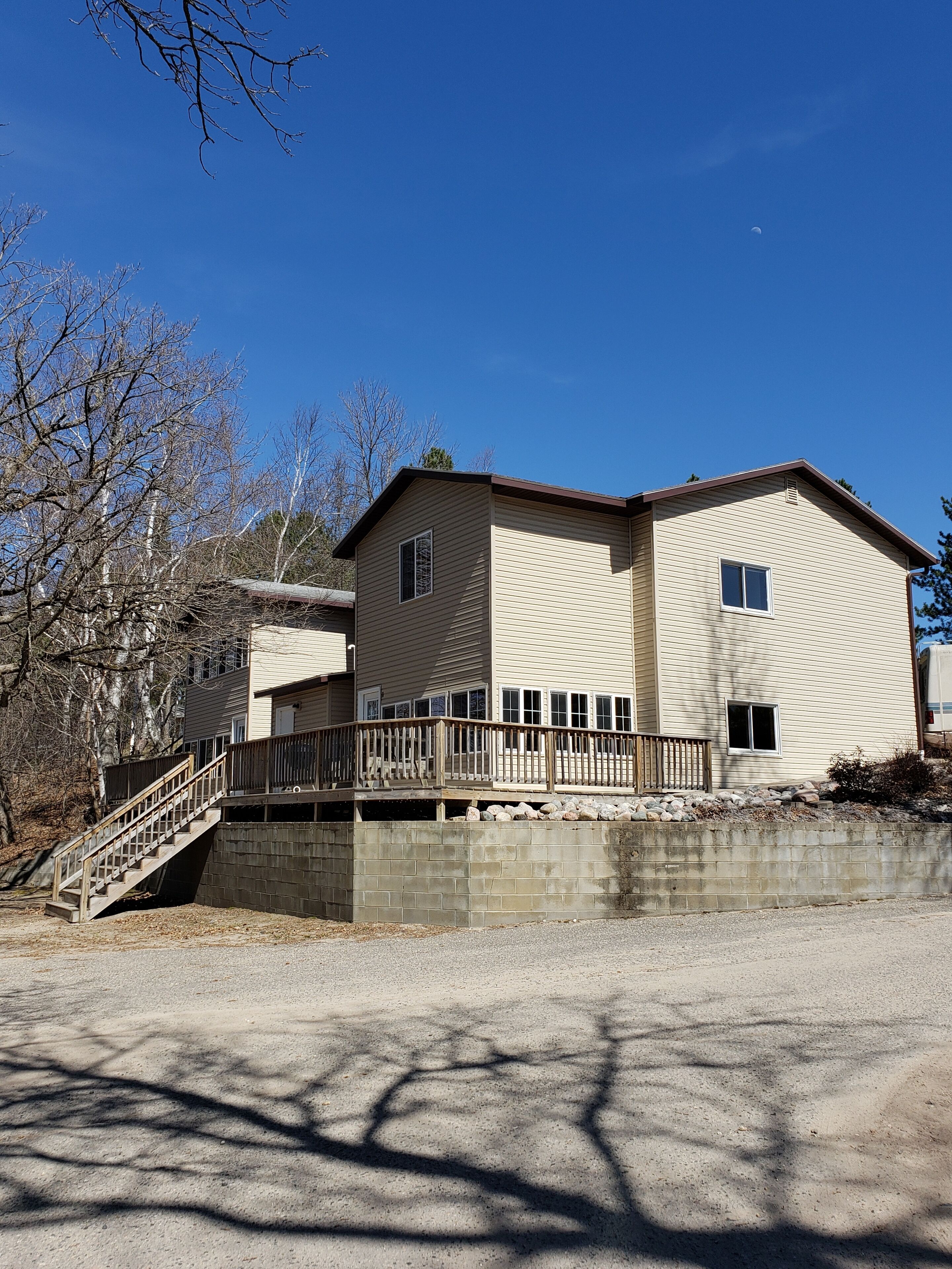 Family Cabin, Lake View | 2 bedrooms, individually decorated, individually furnished, free WiFi