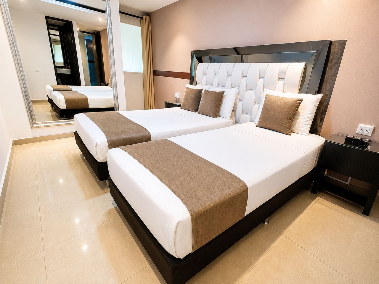 Foto - Hotel Med 33