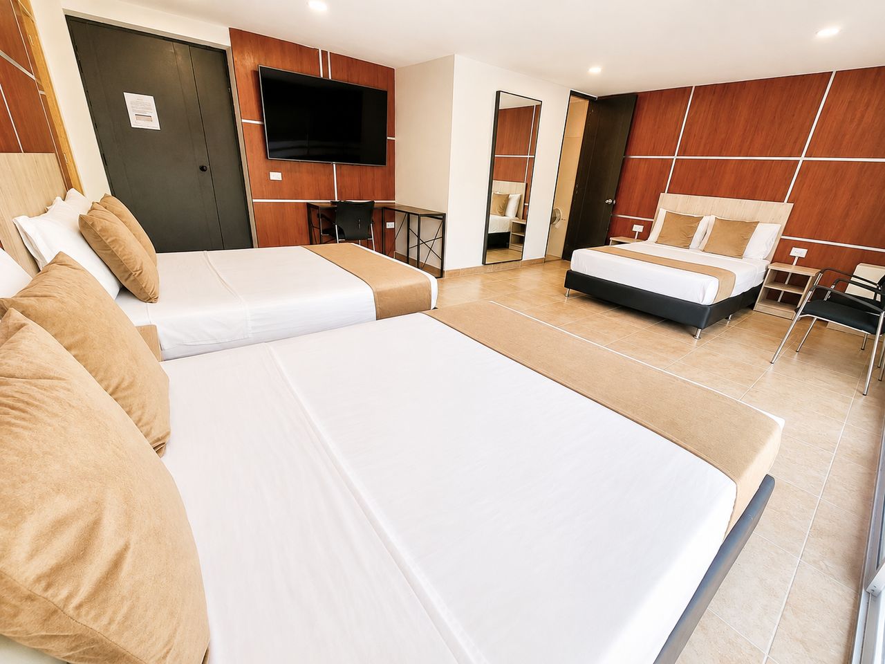 Foto - Hotel Med 33