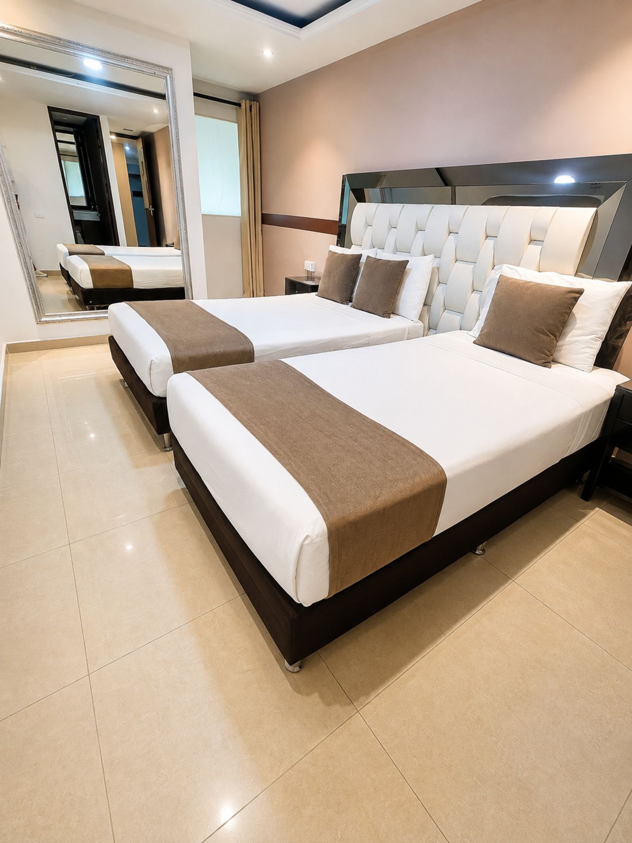 Foto - Hotel Med 33