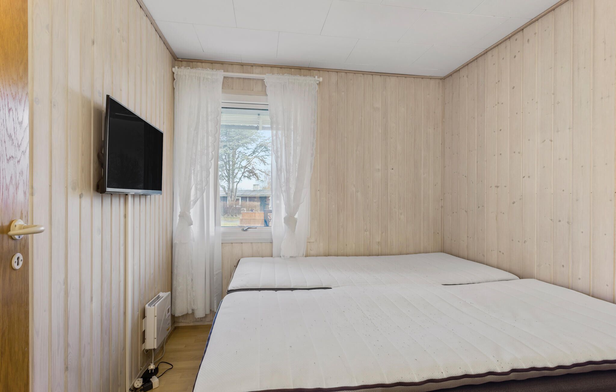 2 bedrooms, free WiFi