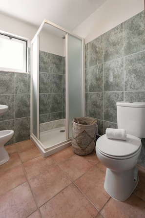 Hair dryer, towels, toilet paper - Moradia Marques - Sunny House (Nazaré)