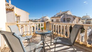 Outdoor dining - 2 bedroom stunning home in La Zenia (La Zenia)
