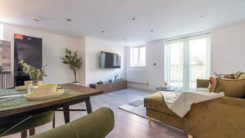Flat-screen TV, offices