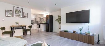 The Green Haven-Cozy luxury flat in Crayford