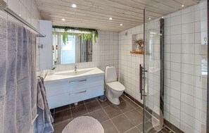 Shower - Gorgeous home in Eslöv with WiFi (Eslöv)
