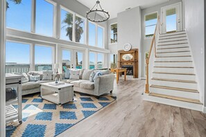 Unclassified image, 5 of 26, button