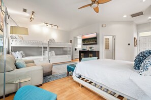 4 Schlafzimmer, Internetzugang, Bettwäsche