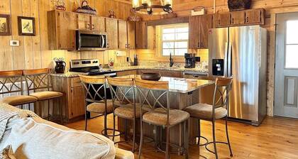 Pinhoti Ridge Retreat Cabin 5, Sunset Point