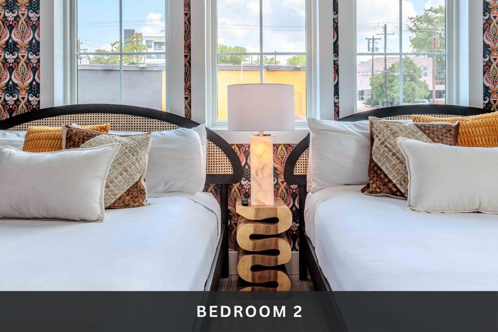 Luxe beddengoed, Tempur Pedic-bedden, een minibar