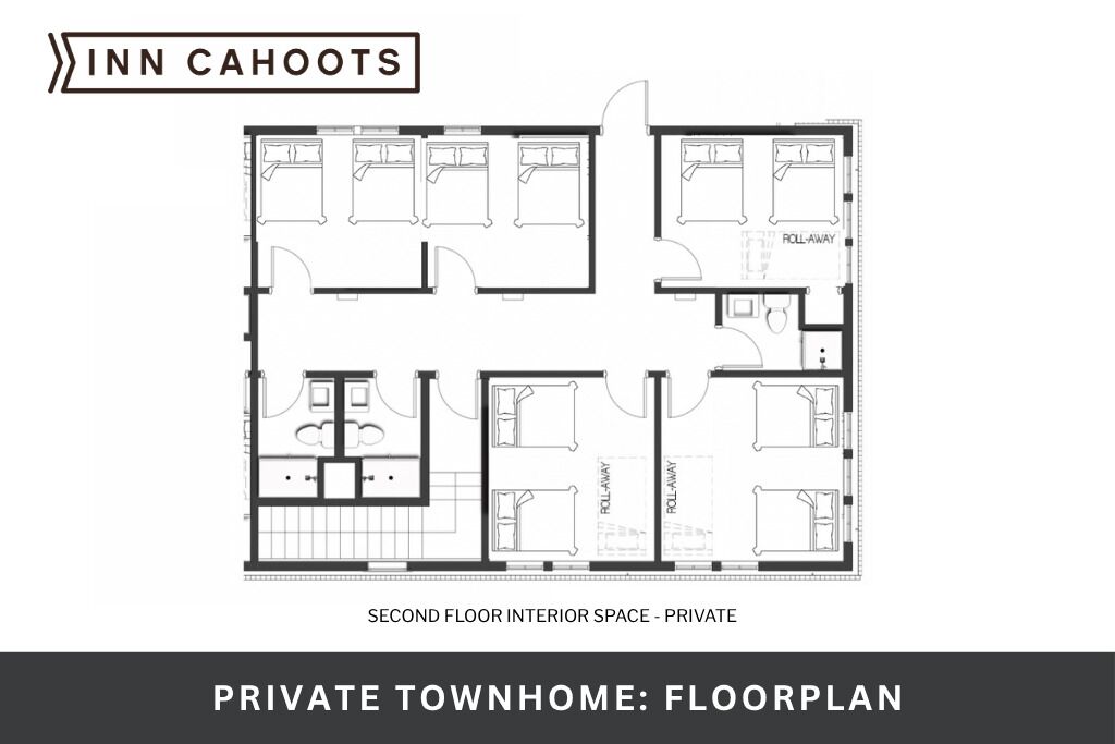Een plattegrond van een privérijtjeshuis met vier slaapkamers, twee badkamers en een woonkamer.