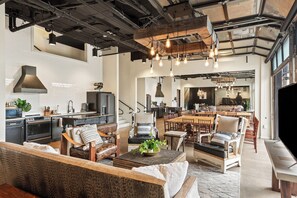 Unit 2+3 Inn Cahoots on 6th: 10BR/26 Bed - Pool, Roofdeck, Garden Bars, Walk To Everything!! | Private kitchen | Full-sized fridge, microwave, oven, stovetop - Inn Cahoots (Austin)