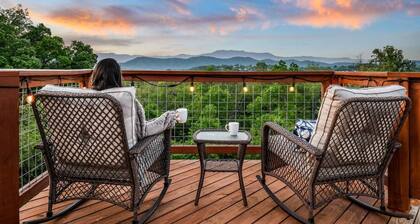 The Grove — A Relaxed Tiny Home Stay in Nature