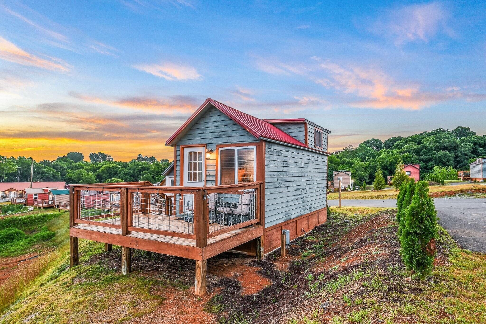 المنشأة من الخارج