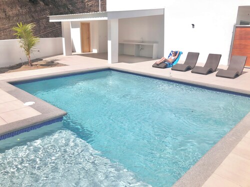 Cozy Apt Minutes from SJDS Bay – Perfect Location!