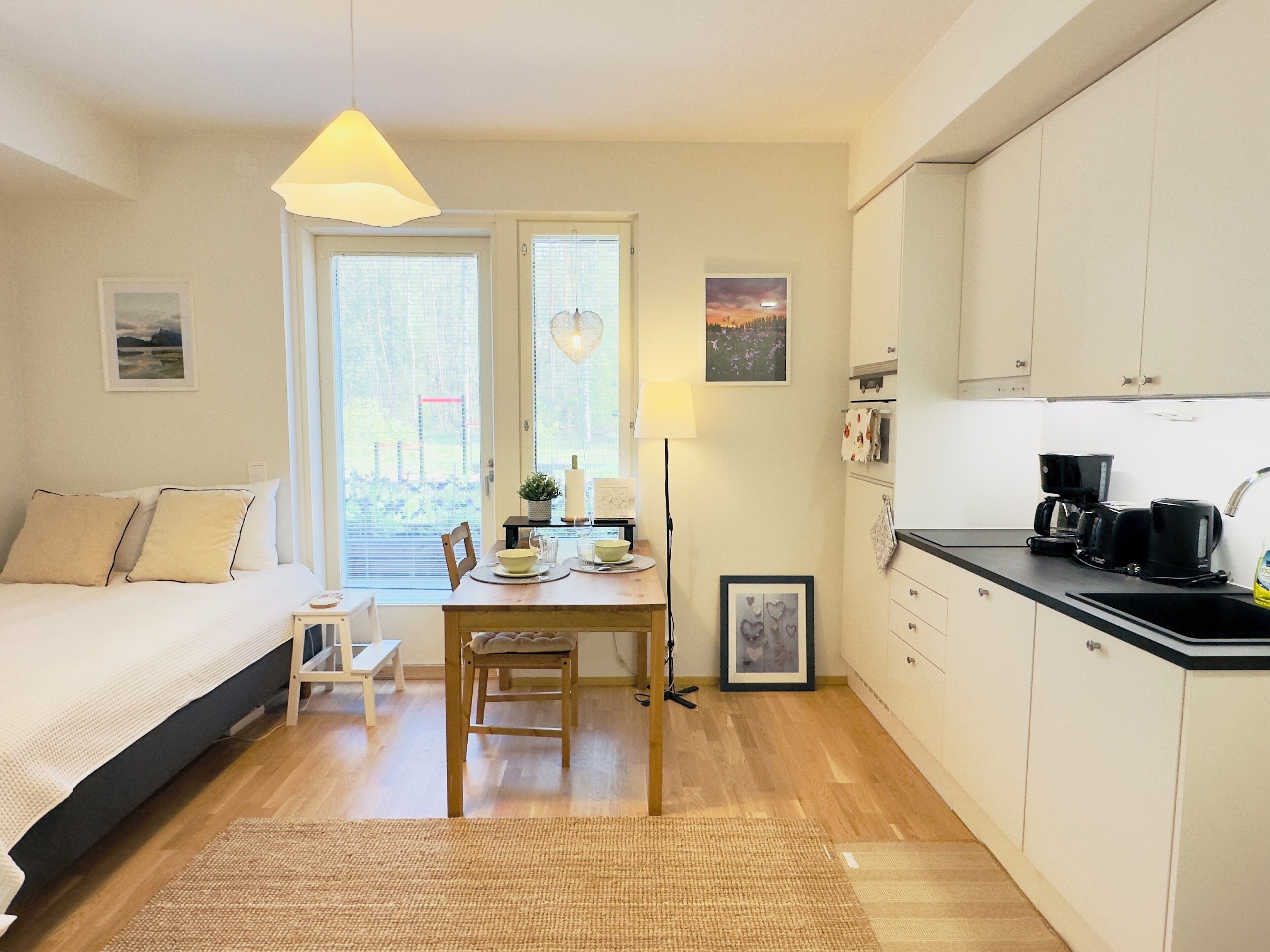 Silitysrauta/-lauta, Wi-Fi, vuodevaatteet, pääsy pyörätuolilla