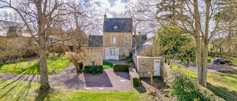 Extérieur