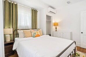 2 Schlafzimmer, Bügeleisen/Bügelbrett, WLAN, Bettwäsche