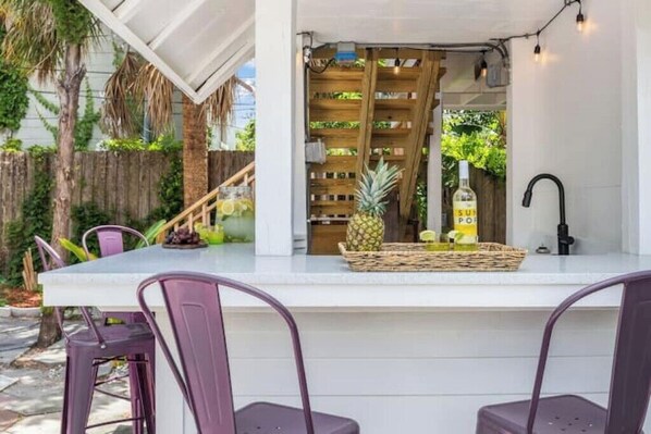 Property grounds - Round Lake Gem (St. Petersburg)