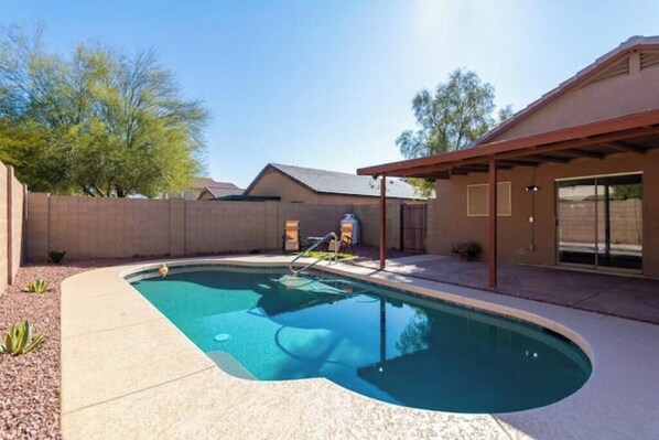 Alberca al aire libre