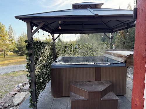 Pine Marten Wilderness Cabin