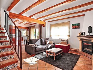 Villa, 4 Bedrooms, Terrace | Living area - Global Aviles - By Global Rental Holidays 29593 (Javea)