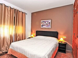 Room - Global Aviles - By Global Rental Holidays 29593 (Javea)
