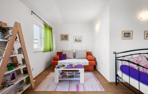 1 dormitori, wifi gratuïta i roba de llit