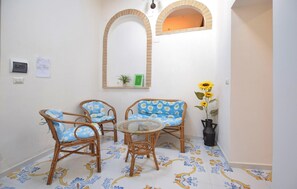 Interior - 2 bedroom amazing home in Frazione Cosentini (Frazione Cosentini)
