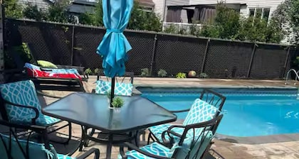 Chic Spacious Basement Pool WellServed No Kitchen